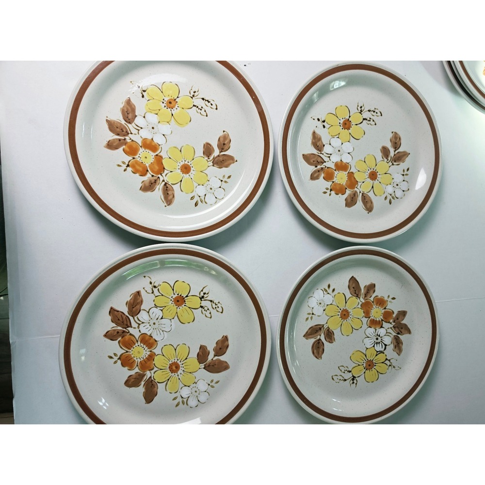Autumn Collection WildWood Stoneware Dinner Plates Set of 4 Japan Vintage Floral